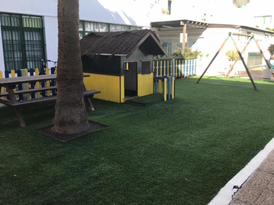 Casa De Los Amigos Tías Екстериор снимка